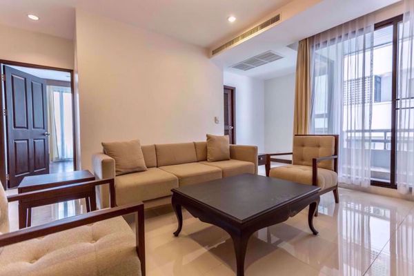 รูปภาพ 2 bed Condo in Charoenjai Place Khlong Tan Nuea Sub District P002873