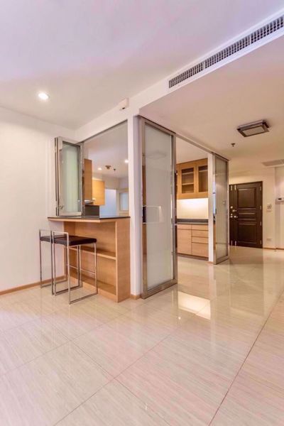 รูปภาพ 2 bed Condo in Charoenjai Place Khlong Tan Nuea Sub District P002874