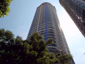 รูปภาพ Sky Walk Condominium