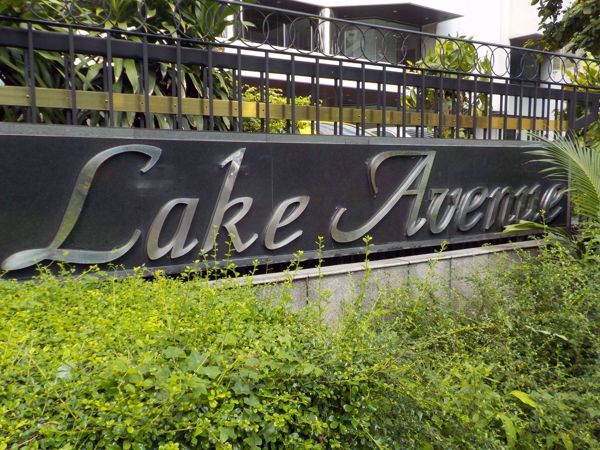 รูปภาพ Lake Avenue