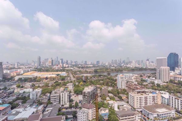 Picture of 3 bed Condo in Aguston Sukhumvit 22 Khlongtoei Sub District C004084