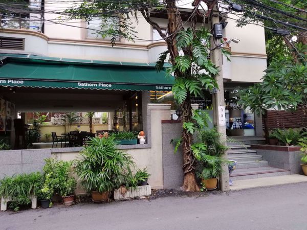 รูปภาพ Sathorn Place (the 18th apartment)