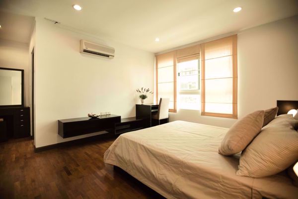 Picture of 2 bed Condo in Baan Siri Sukhumvit 13 Khlong Toei Nuea Sub District C004149