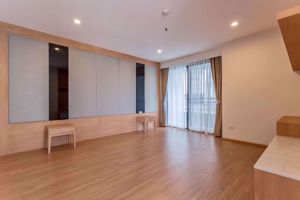 Picture of 3 bed Duplex in Charoenjai Place Khlong Tan Nuea Sub District D004158