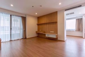 Picture of 3 bed Duplex in Charoenjai Place Khlong Tan Nuea Sub District D004158