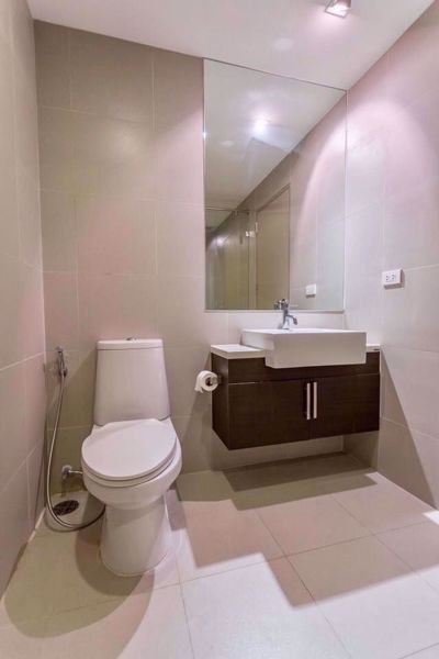 Picture of 3 bed Condo in Noble Remix Khlongtan Sub District C004301