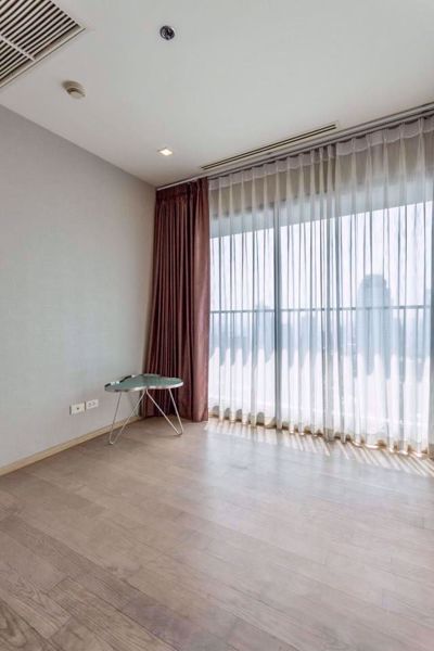 Picture of 3 bed Condo in Noble Remix Khlongtan Sub District C004301