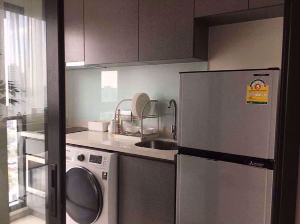 Picture of 1 bed Condo in Rhythm Sukhumvit 36-38 Phra Khanong Sub District C004302