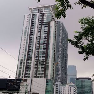 รูปภาพ Urbana Sathorn