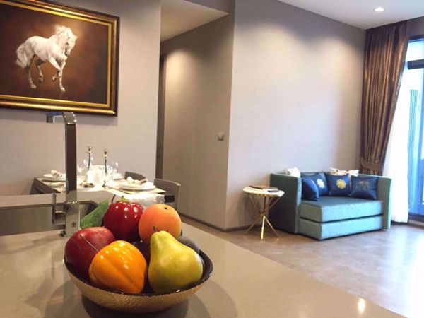 Picture of 2 bed Condo in The Diplomat Sathorn Silom Sub District C005084