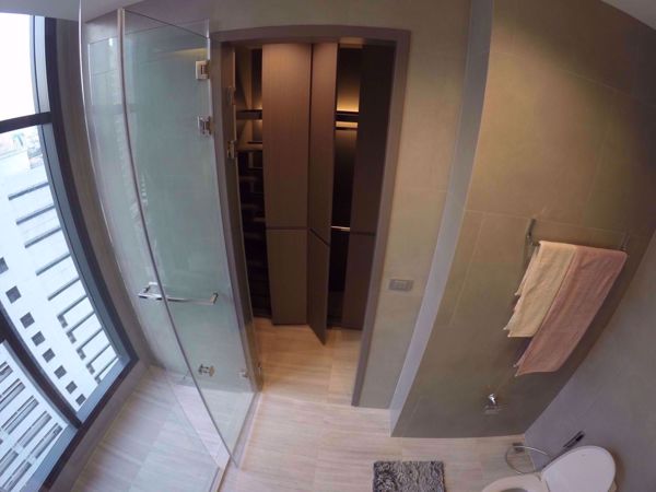 Picture of 2 bed Condo in The Diplomat Sathorn Silom Sub District C005084