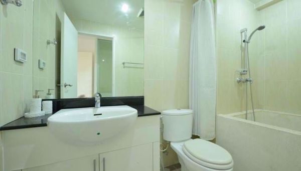 Picture of 1 bed Condo in The 49 Plus 2 Khlong Tan Nuea Sub District C005085