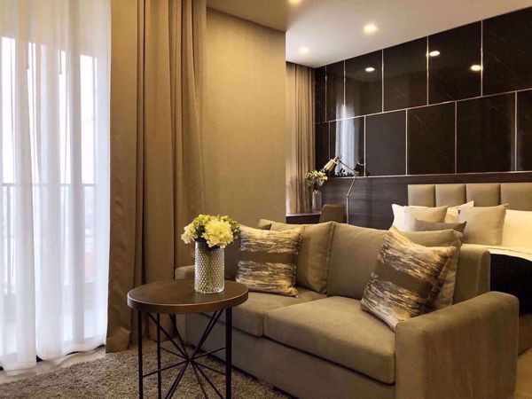 Ashton Asoke Unit Livingroom