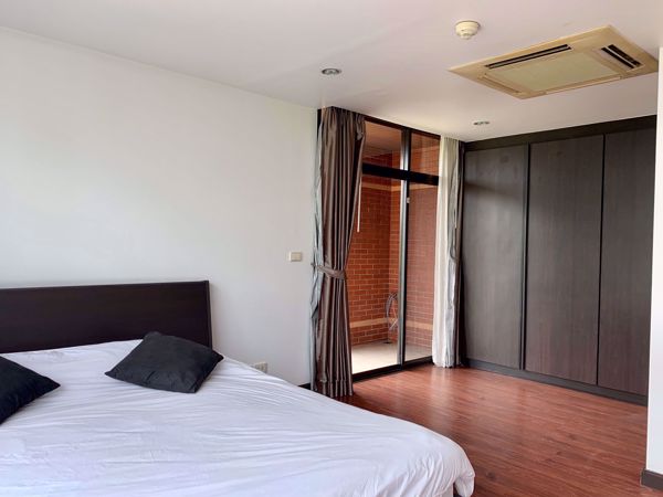 Picture of 3 bed Condo in Baan Ananda Khlong Tan Nuea Sub District C0005443