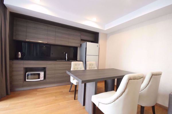 รูปภาพ 2 bed Condo in Klass Condo Langsuan Lumphini Sub District C05586