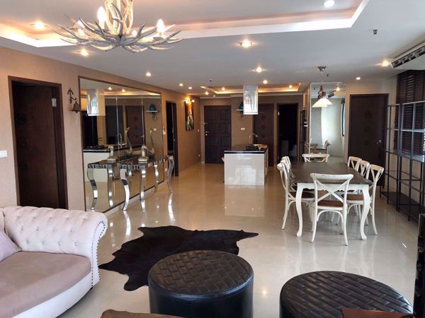 รูปภาพ 2 bed Condo in Baan Prompong Khlong Tan Nuea Sub District C05609