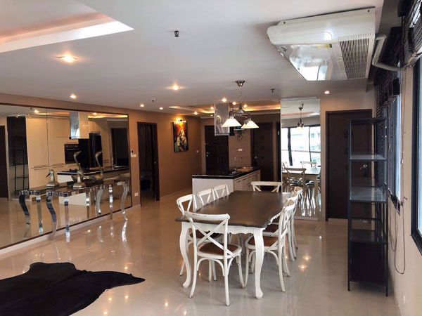 รูปภาพ 2 bed Condo in Baan Prompong Khlong Tan Nuea Sub District C05609