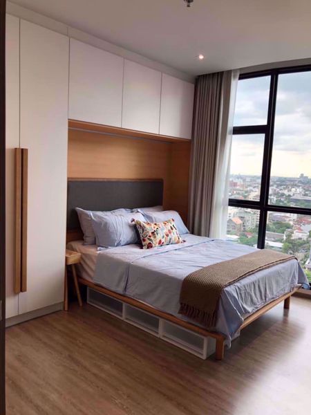 รูปภาพ 2 bed Condo in RHYTHM Ekkamai Watthana District C05657