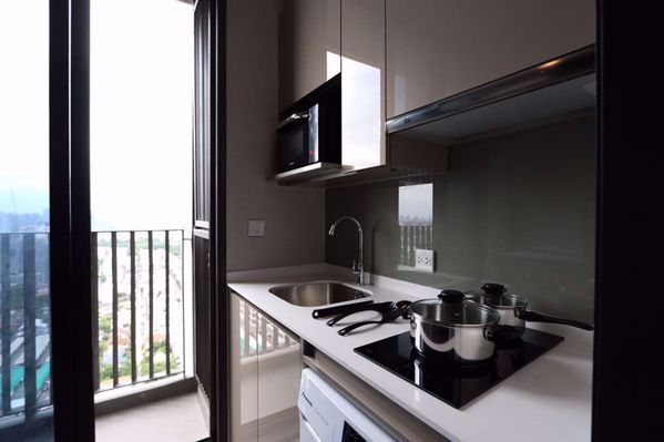 Picture of 1 bed Condo in Whizdom Essence Bangchak Sub District C05667