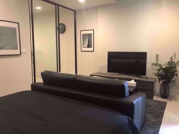 รูปภาพ 1 bed Condo in Noble Ploenchit Lumphini Sub District C05678