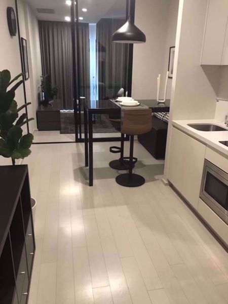 รูปภาพ 1 bed Condo in Noble Ploenchit Lumphini Sub District C05678