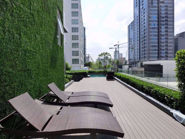 รูปภาพ 1 bed Condo in 15 Sukhumvit Residences Khlong Toei Nuea Sub District C05730