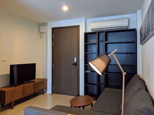 รูปภาพ 1 bed Condo in Rhythm Sathorn - Narathiwas Thungmahamek Sub District C05783