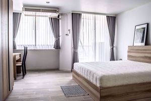 รูปภาพ Studio bed Condo in Supalai Place Condominium Watthana District C05789