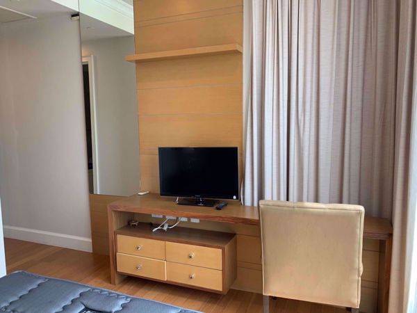 Picture of 3 bed Condo in Royce Private Residences Khlong Toei Nuea Sub District C05802