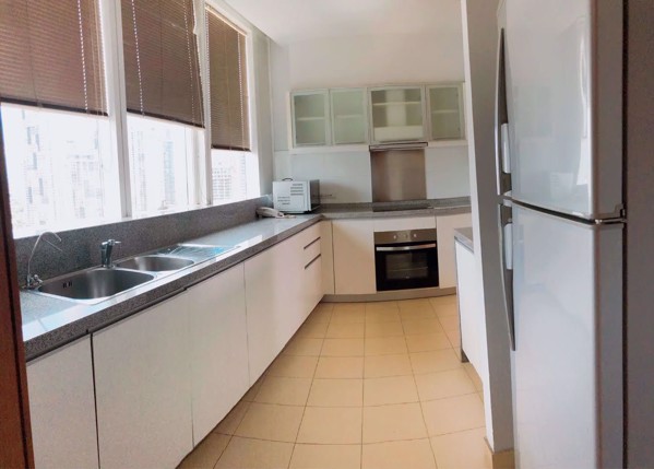 Picture of 3 bed Condo in Millennium Residence Khlongtoei Sub District C05804