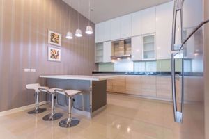 Picture of 3 bed Condo in Circle Condominium Makkasan Sub District C05846