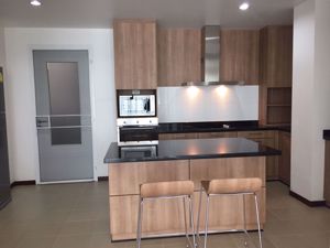 รูปภาพ 3 bed Condo in 31 Residence Khlong Tan Nuea Sub District C05930