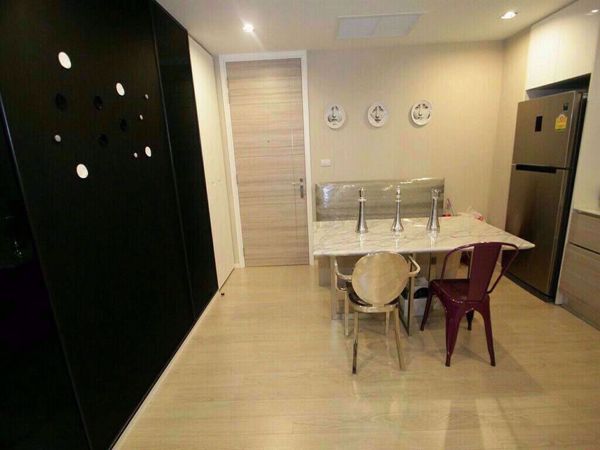 Picture of 1 bed Condo in The Room Sukhumvit 21 Watthana District C05988