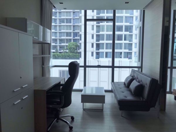 Picture of 1 bed Condo in The Room Sukhumvit 21 Watthana District C06002