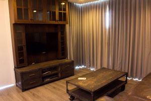 Picture of 4 bed Condo in The Room Sukhumvit 40 Phra Khanong Sub District C05969