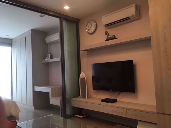 Picture of 1 bed Condo in Trapezo Sukhumvit 16 Khlongtoei Sub District C06020