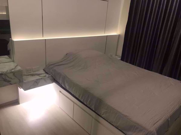 Picture of 1 bed Condo in Life Asoke Huai Khwang District C06041