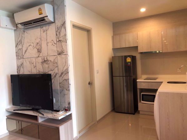 Picture of 1 bed Condo in Life Asoke Huai Khwang District C06049