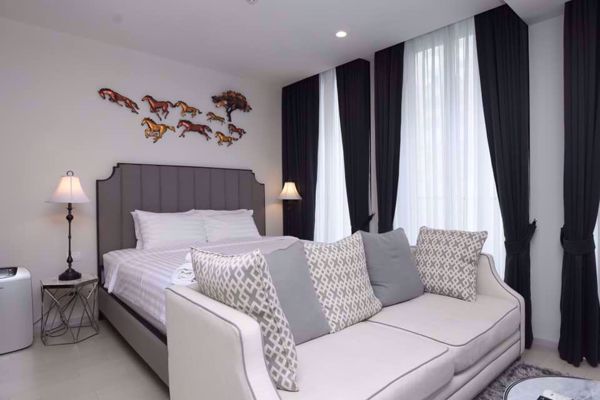 รูปภาพ 1 bed Condo in Noble Ploenchit Lumphini Sub District C06058