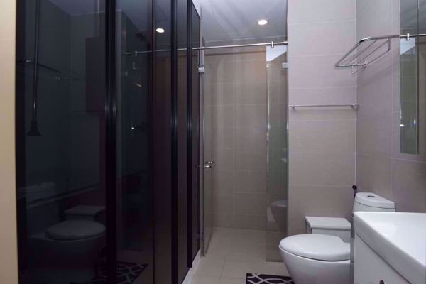 รูปภาพ 1 bed Condo in Noble Ploenchit Lumphini Sub District C06058