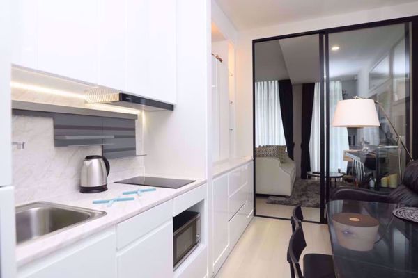 รูปภาพ 1 bed Condo in Noble Ploenchit Lumphini Sub District C06058