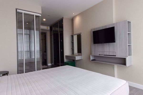 Picture of 1 bed Condo in The Room Rama 4 Pathumwan District C004145