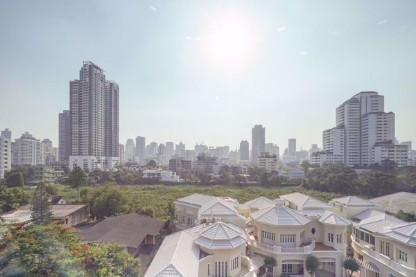 Picture of 2 bed Condo in Siamese Thirty Nine Watthana District C06095