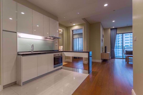 Picture of 2 bed Condo in Bright Sukhumvit 24 Khlongtan Sub District C06107