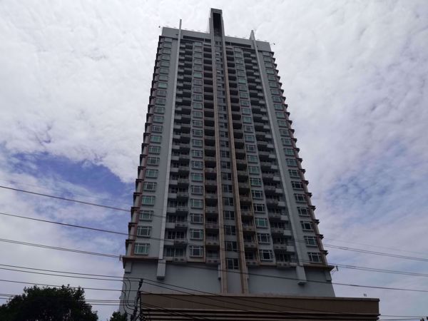 Picture of Circle Condominium