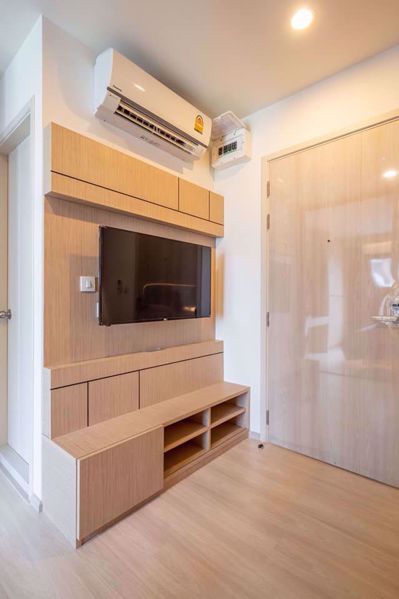 Picture of 1 bed Condo in Life Asoke Huai Khwang District C06170