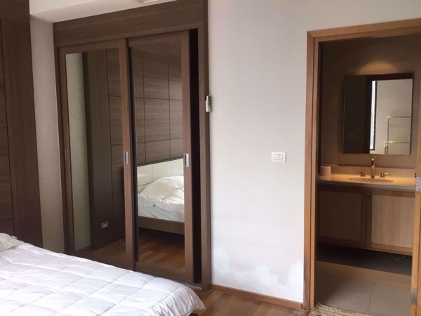 Picture of 1 bed Condo in The Emporio Place Khlongtan Sub District C06264