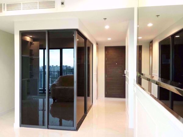 รูปภาพ 3 bed Condo in C Ekkamai Khlong Tan Nuea Sub District C06281