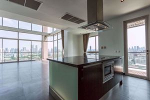 Picture of 4 bed Condo in The Lofts Yennakart Chong Nonsi Sub District C06321