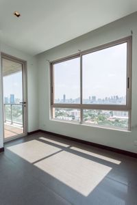 Picture of 4 bed Condo in The Lofts Yennakart Chong Nonsi Sub District C06321